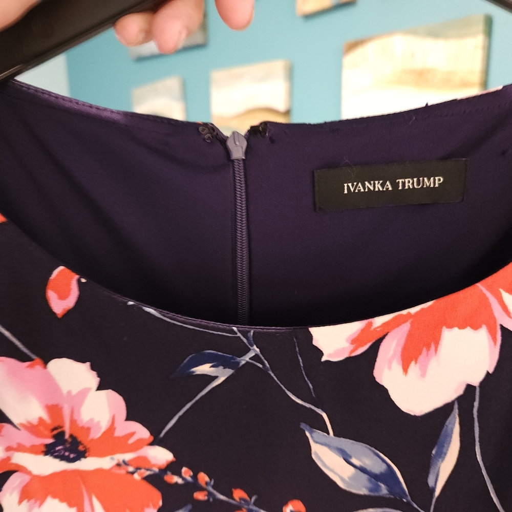 Ivanka Trump floral dress - Picture 4 of 7